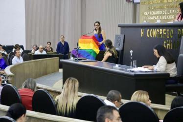 Congreso aprueba adiciones al Código Penal en materia de terapias de conversión
