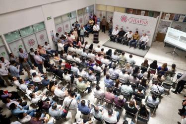 Imparten curso a presidentes y presidentas municipales para gestión de recursos