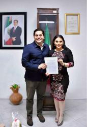 Refrenda Juan Trinidad compromiso de legislar para combatir la corrupción